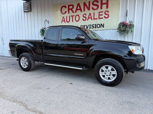 Used 2012 Toyota Tacoma PreRunner w/ SR5 Pkg RWD image 37