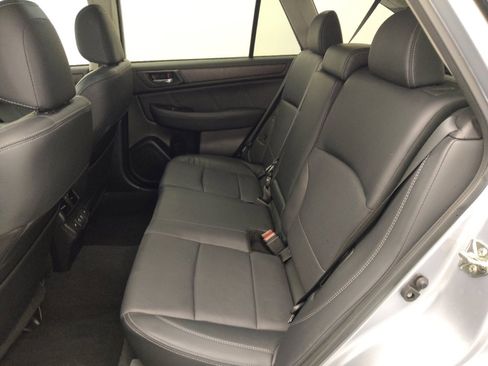 Used 2019 Subaru Outback 2.5i Limited image 18