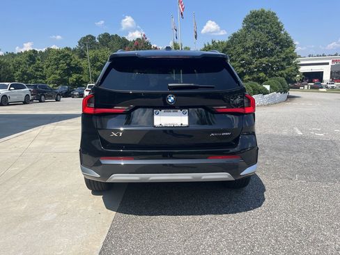 Certified 2025 BMW X1 xDrive28i w/ Technology Package image 7