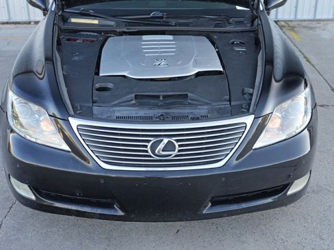 Used 2007 Lexus LS 460 L image 7