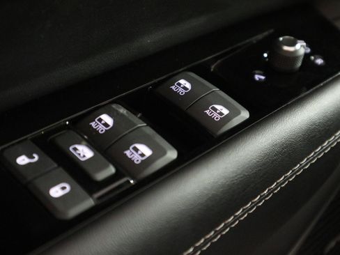 New 2025 Jeep Wagoneer L Series II w/ Convenience Group I image 35