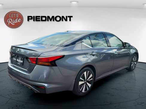 Used 2021 Nissan Altima 2.5 SL FWD image 5