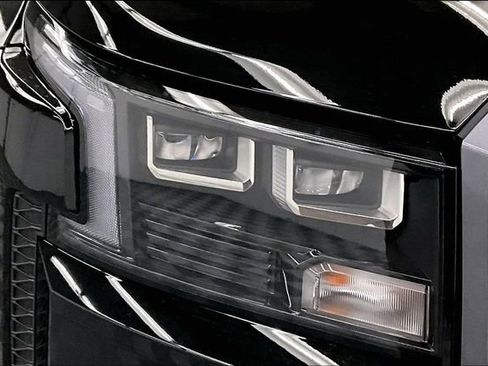 New 2026 Nissan Frontier SV image 14