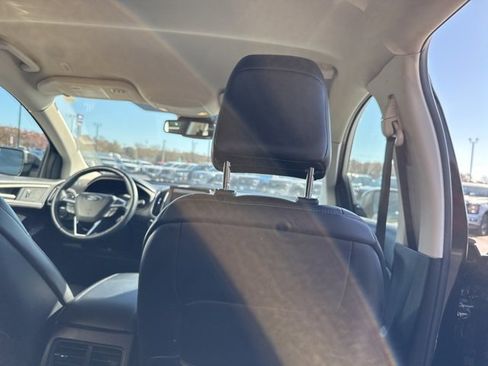 Used 2022 Ford Edge SEL w/ Convenience Package image 31