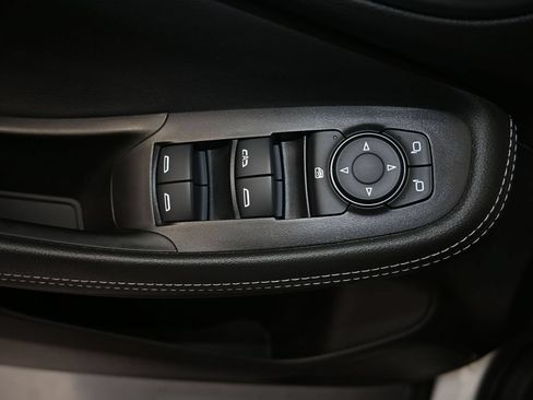 Used 2024 Buick Encore GX Preferred w/ Comfort Package FWD image 11