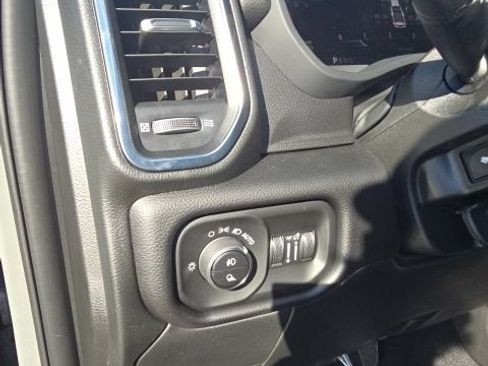 New 2027 RAM 3500 Laramie AWD/4WD image 12