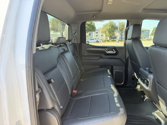 Certified 2025 Chevrolet Silverado 1500 LTZ AWD/4WD image 32