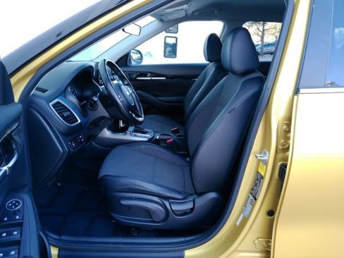 Used 2021 Kia Seltos S image 14