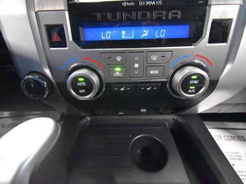 Used 2019 Toyota Tundra Limited w/ Limited Premium Package image 17