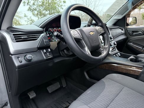 Used 2018 Chevrolet Tahoe LS w/ All-Season Package image 21