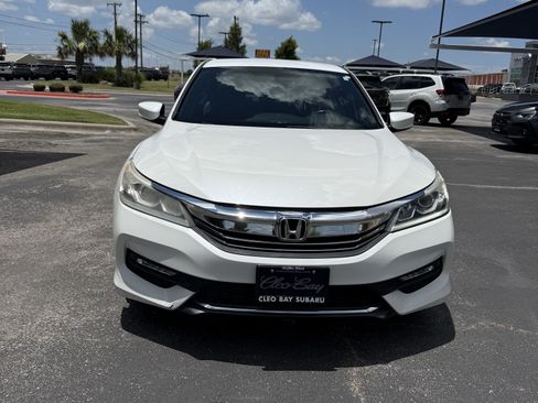 Used 2016 Honda Accord Sport image 2