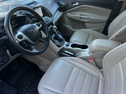 Used 2016 Ford C-MAX Energi SEL image 9