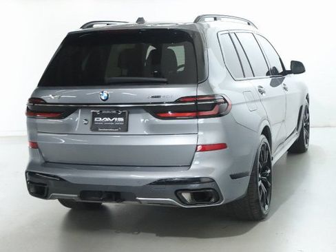 Used 2023 BMW X7 xDrive40i w/ M Sport Package AWD/4WD image 9