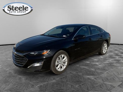 Used 2025 Chevrolet Malibu LT FWD image 1