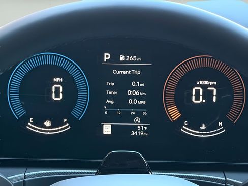 Used 2025 Hyundai Santa Fe XRT image 35