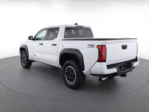 Used 2025 Toyota Tacoma TRD Off-Road AWD/4WD image 6