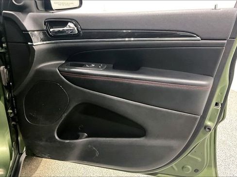 Used 2020 Jeep Grand Cherokee Trailhawk w/ Premium Lighting Group image 29