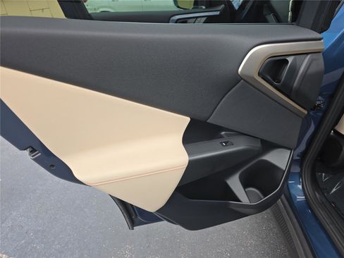 Used 2025 BMW X3 xDrive30i image 11