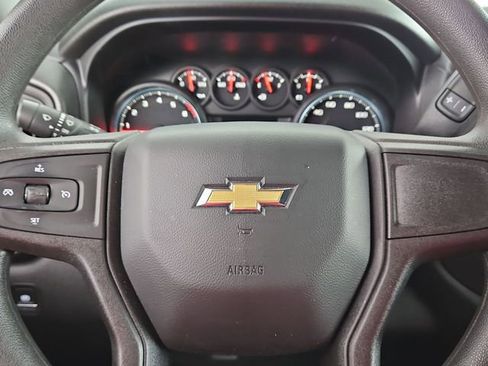 Used 2020 Chevrolet Silverado 1500 Custom w/ Custom Value Package image 14