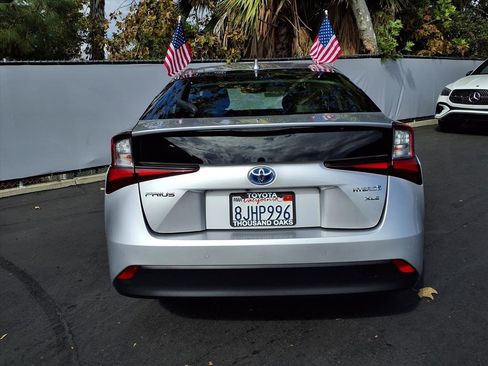 Certified 2019 Toyota Prius XLE image 7
