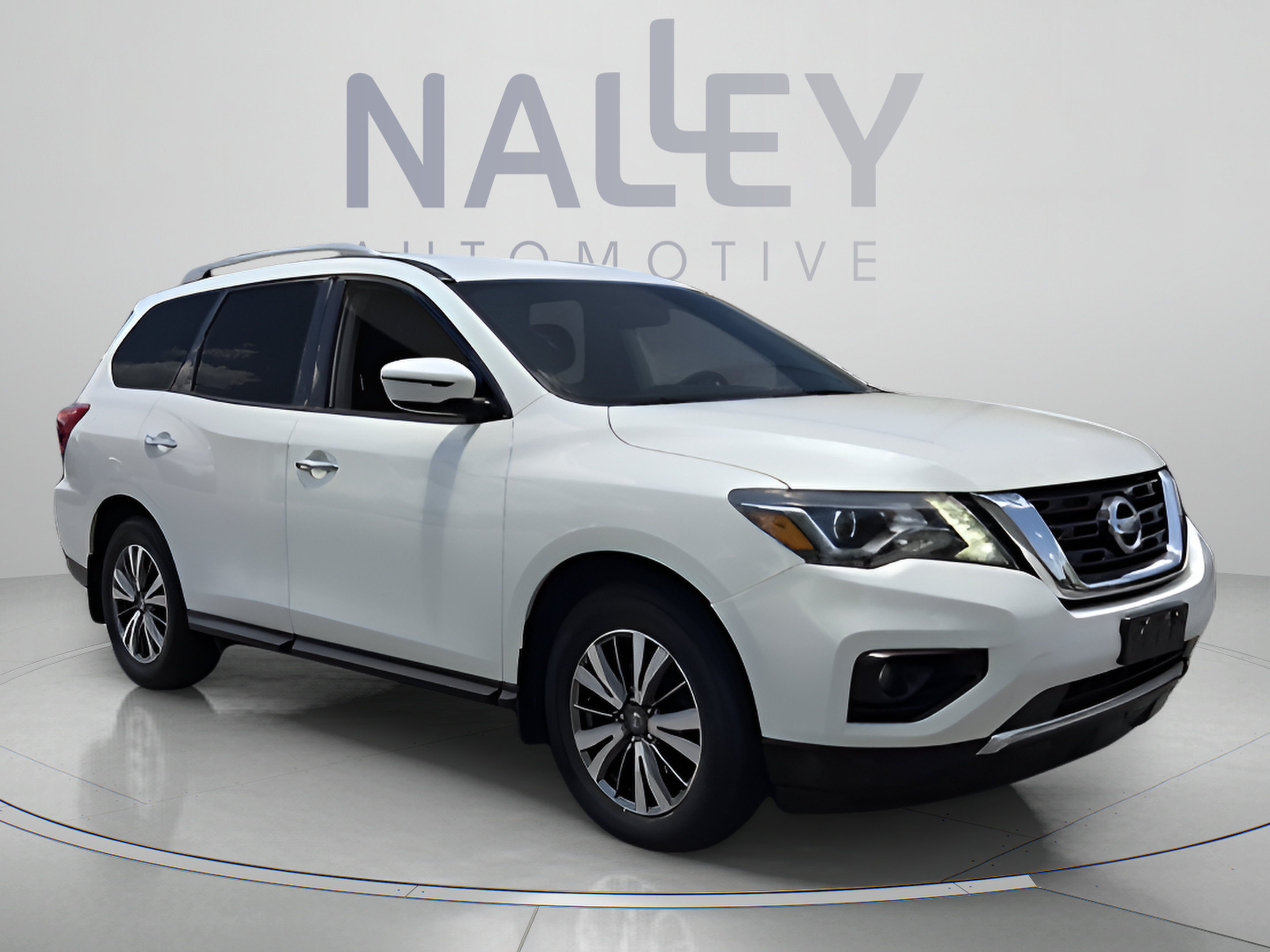 Used 2020 Nissan Pathfinder SV AWD/4WD image 7