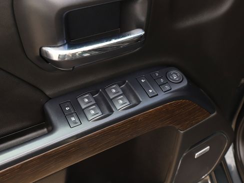 Used 2019 GMC Sierra 2500 Denali AWD/4WD image 19