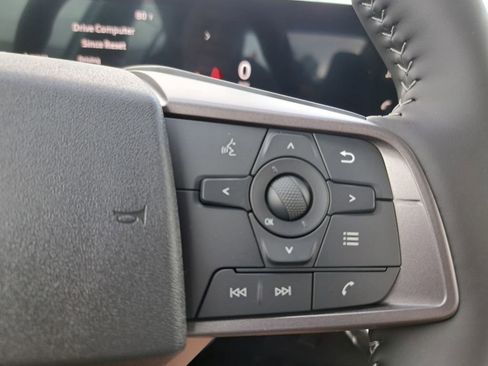 Used 2026 Nissan Sentra SV w/ SV Convenience Package FWD image 13
