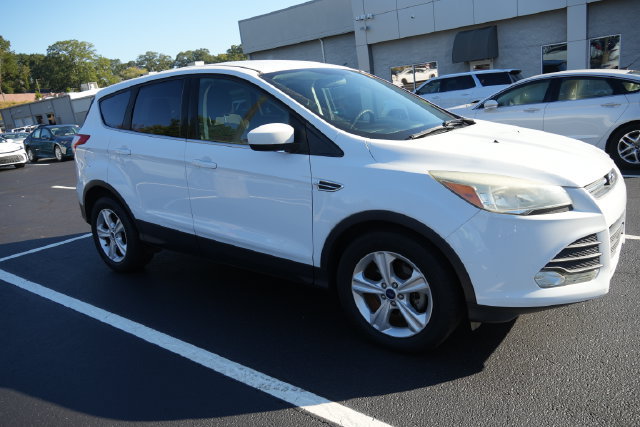 Used 2016 Ford Escape SE FWD image 3