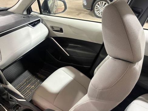 Certified 2023 Toyota Corolla Cross L image 19