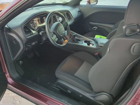 Used 2022 Dodge Challenger GT w/ Driver Convenience Group image 34