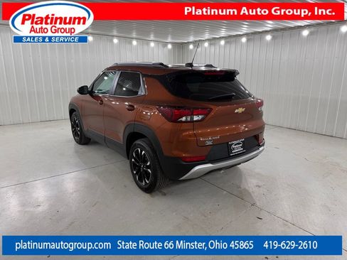Used 2021 Chevrolet TrailBlazer LT FWD image 3