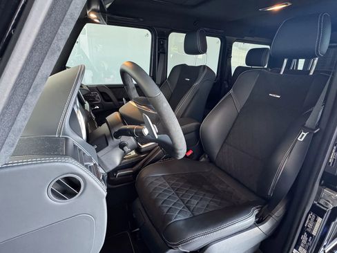Used 2017 Mercedes-Benz G 550 Squared image 42
