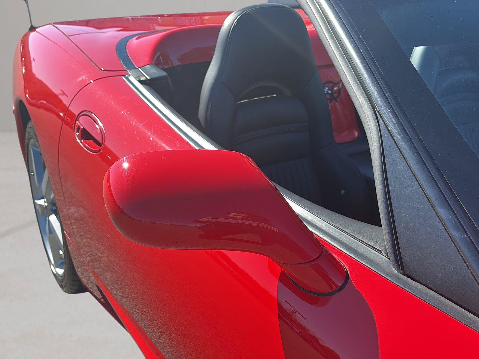 Used 1998 Chevrolet Corvette Convertible w/ Performance Handling Pkg RWD image 42