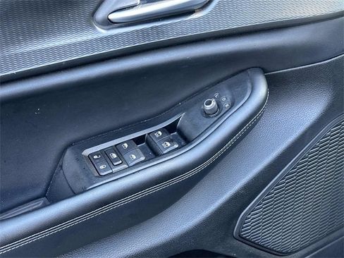 Certified 2024 Jeep Grand Cherokee Altitude image 15