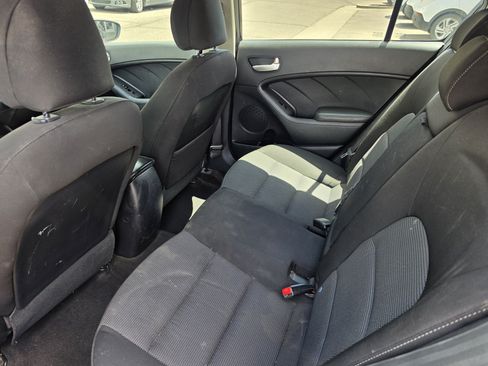 Used 2018 Kia Forte LX FWD image 18