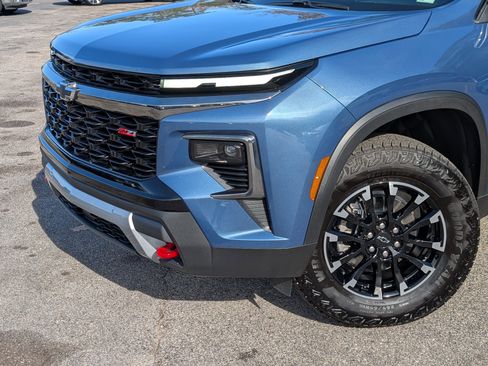 Used 2025 Chevrolet Traverse Z71 w/ Driver Confidence Package image 13