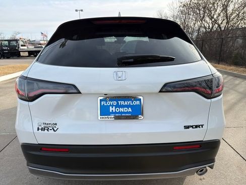 New 2026 Honda HR-V Sport image 4