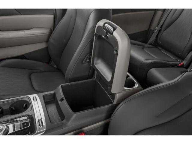 Used 2026 Kia Carnival SX FWD image 16
