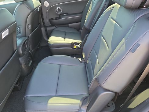 New 2026 Hyundai Palisade Calligraphy FWD image 6