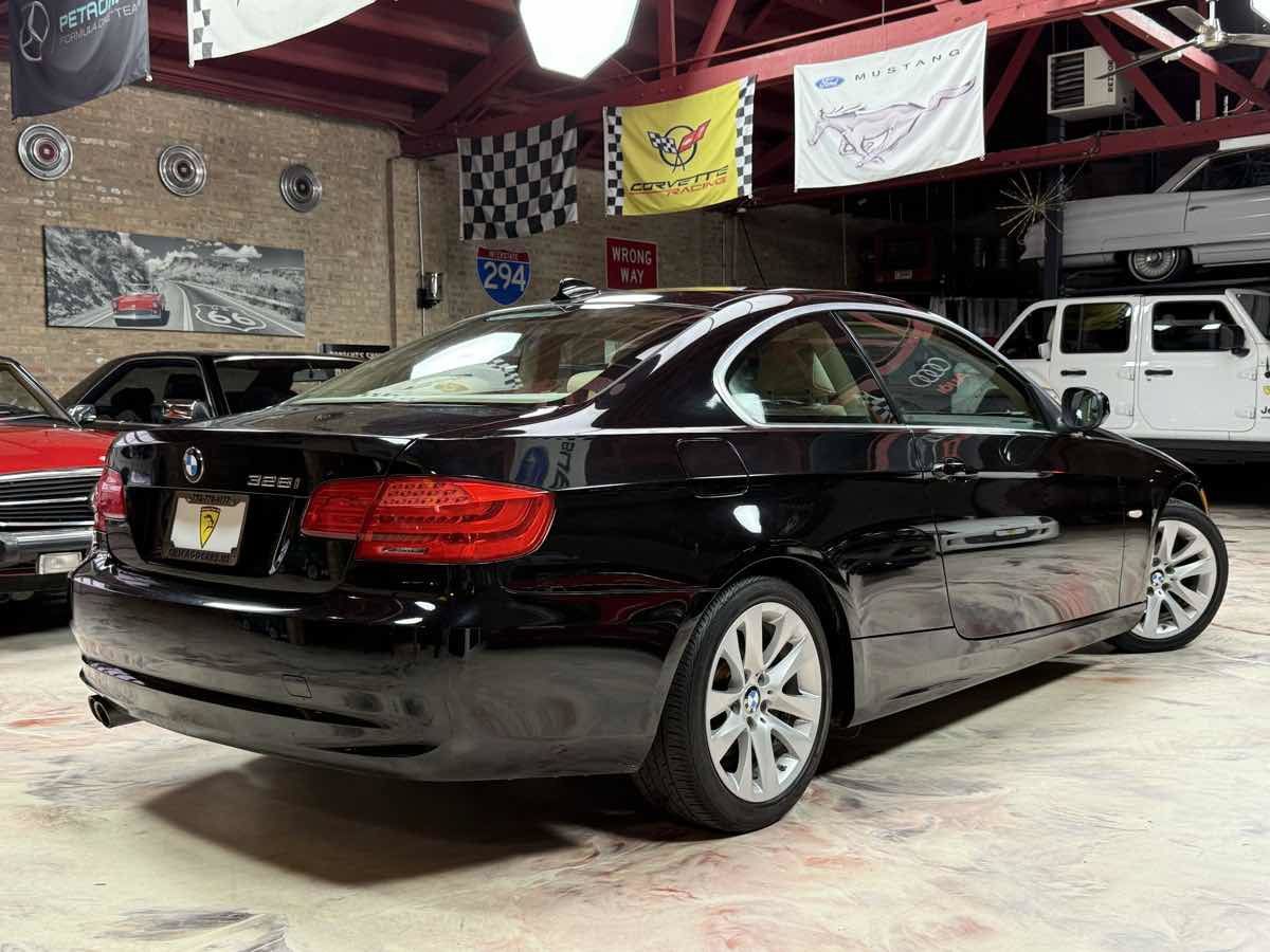 Used 2013 BMW 328i Coupe RWD image 4