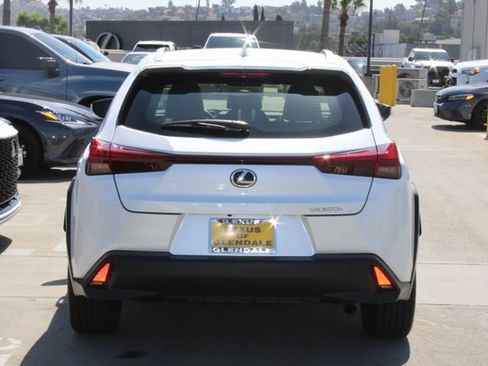 Certified 2025 Lexus UX 300h FWD image 20