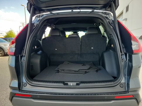 Used 2024 Honda CR-V Sport-L image 9