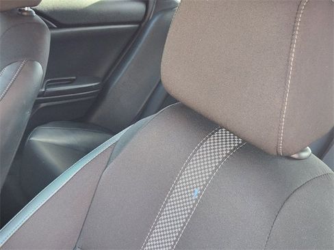 Used 2021 Honda Civic Sport image 24