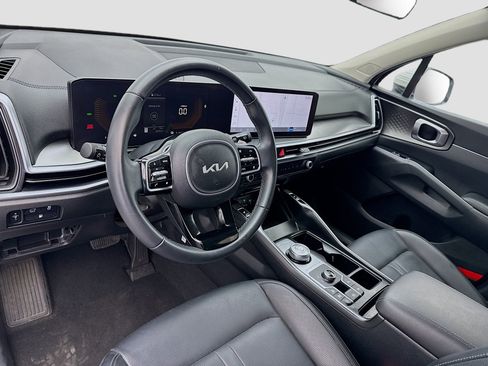 Used 2025 Kia Sorento EX w/ EX Panoramic Sunroof Package AWD/4WD image 7