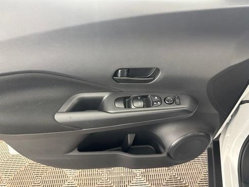 Used 2025 Nissan Kicks Play S FWD image 20