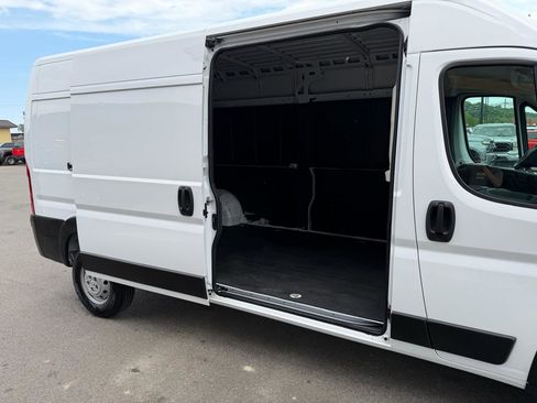 Used 2023 RAM ProMaster 2500 FWD image 14