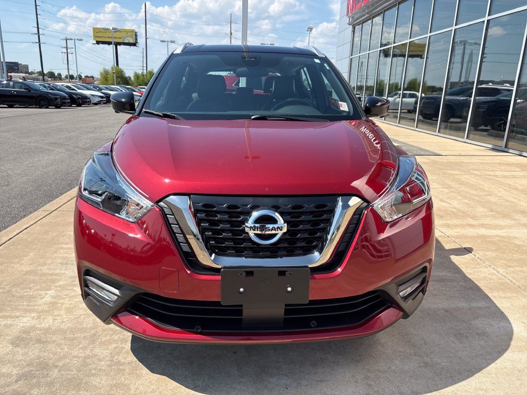 Certified 2020 Nissan Kicks SR w/ SR Premium Package FWD image 8