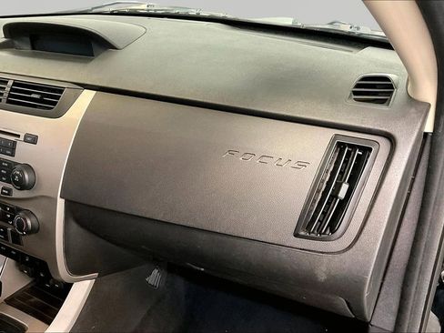 Used 2008 Ford Focus SE FWD image 27