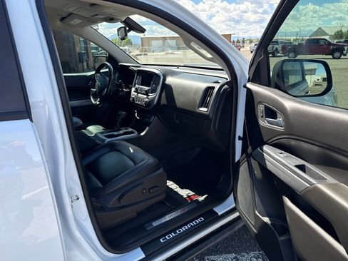 Used 2019 Chevrolet Colorado ZR2 AWD/4WD image 31