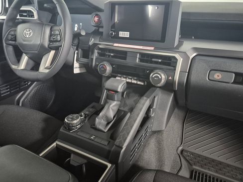 New 2026 Toyota 4Runner Limited AWD/4WD image 35